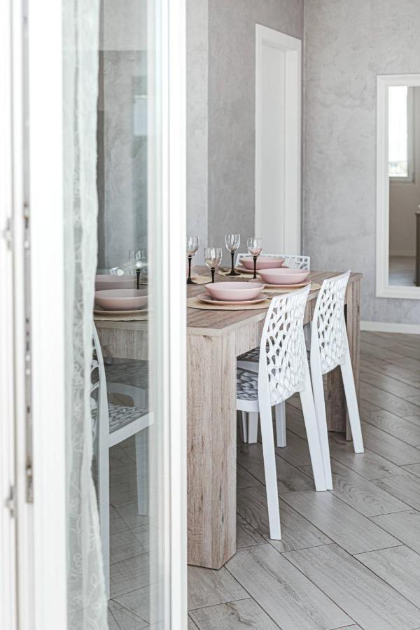 App. Mimosa Minerva Holiday Home 马内尔巴 外观 照片