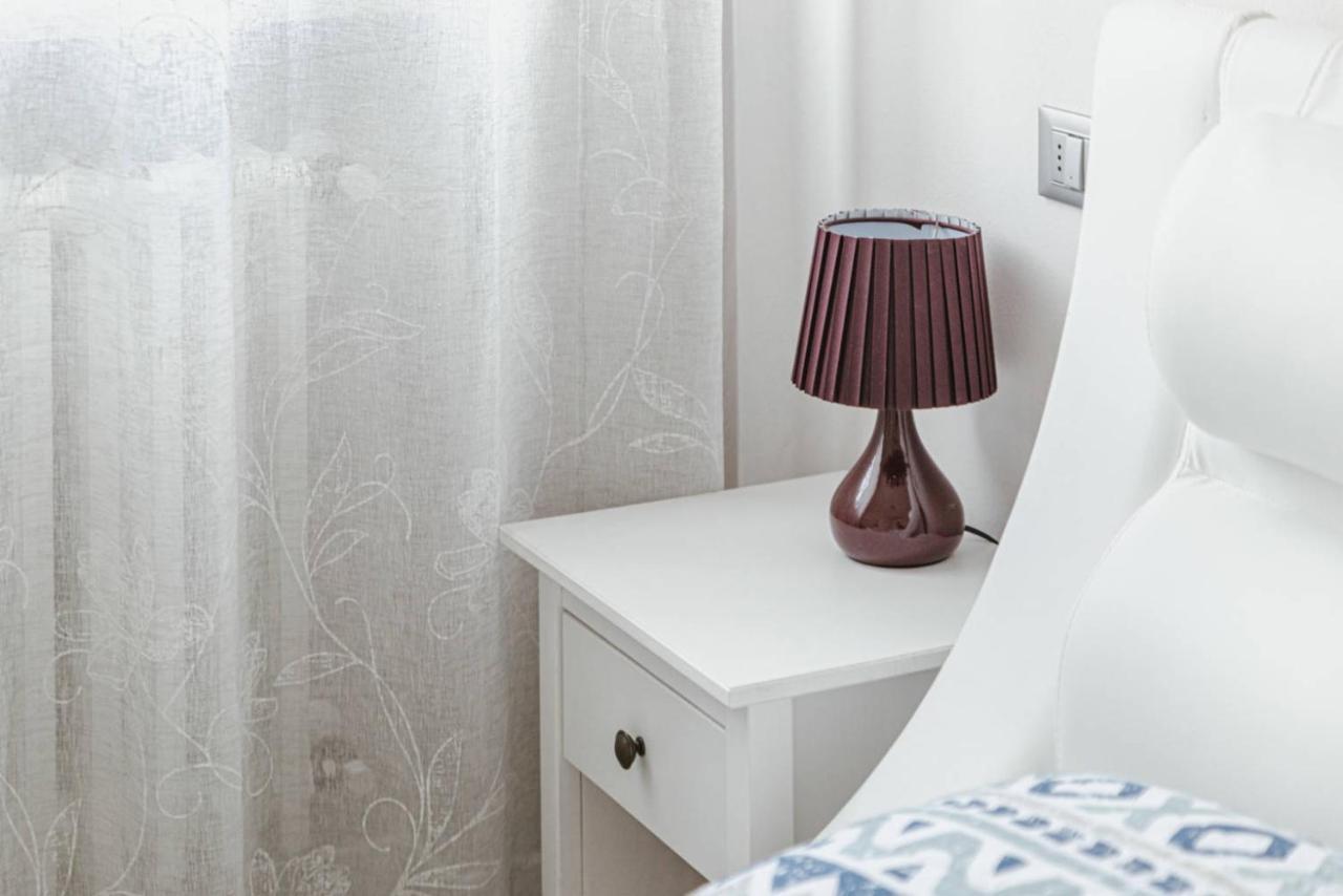 App. Mimosa Minerva Holiday Home 马内尔巴 外观 照片