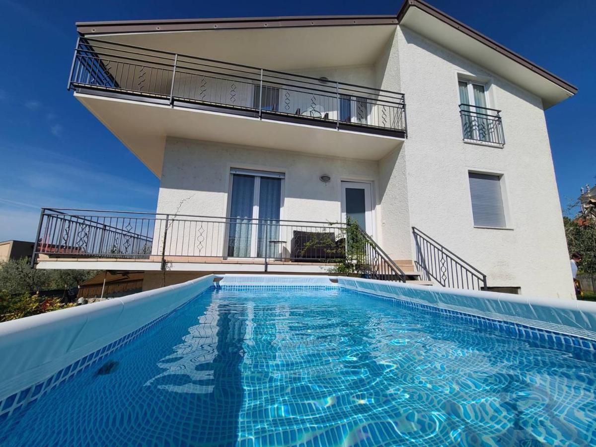 App. Mimosa Minerva Holiday Home 马内尔巴 外观 照片