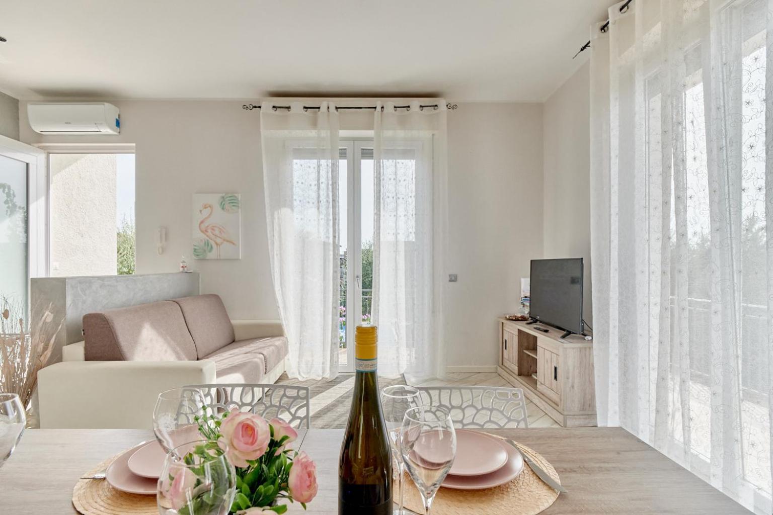 App. Mimosa Minerva Holiday Home 马内尔巴 外观 照片