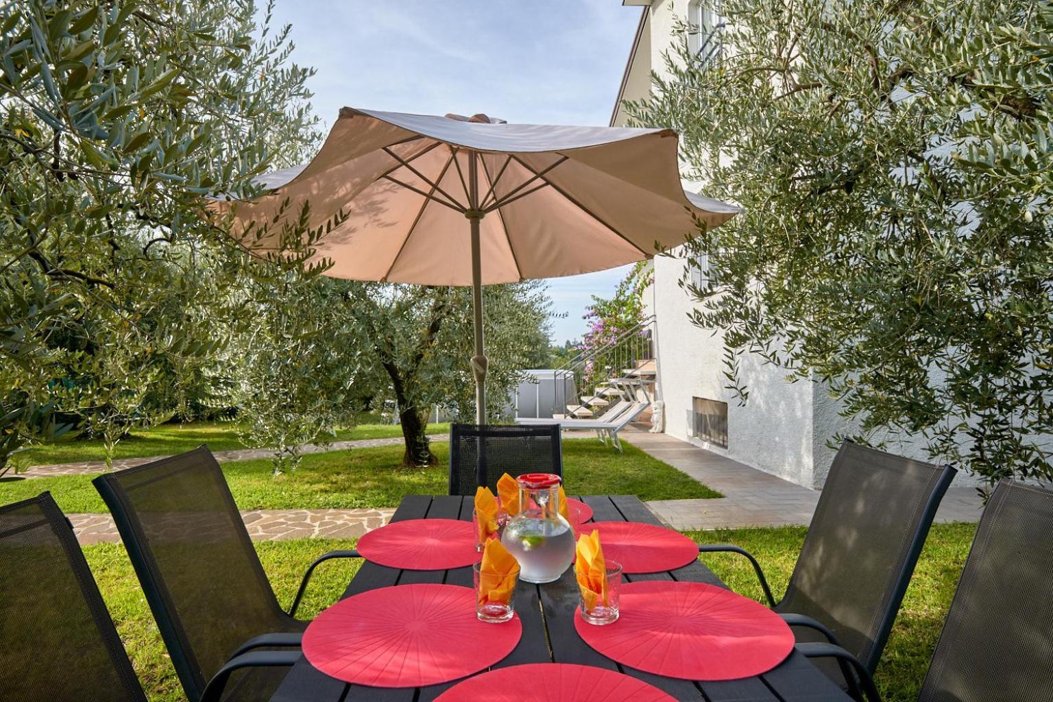 App. Mimosa Minerva Holiday Home 马内尔巴 外观 照片